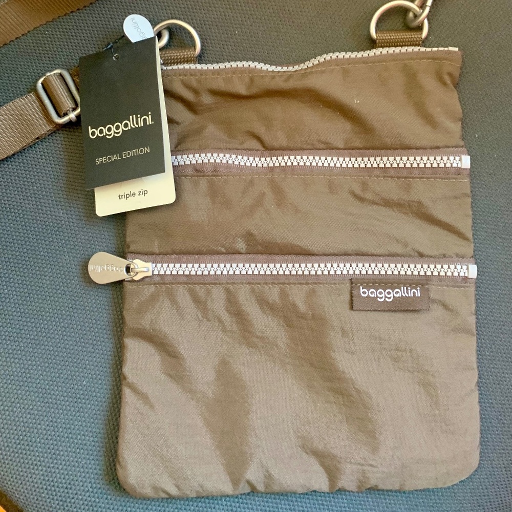 New Dark Olive Baggallini Special Edition